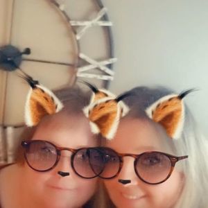 Meet your Posher, Dolores